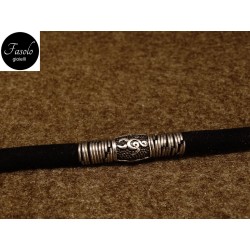 Bracciale in camoscio nero